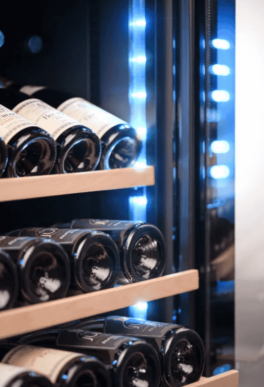 mQuvée Vinlagringsskåp - Velvet 220 Glass Premium Package