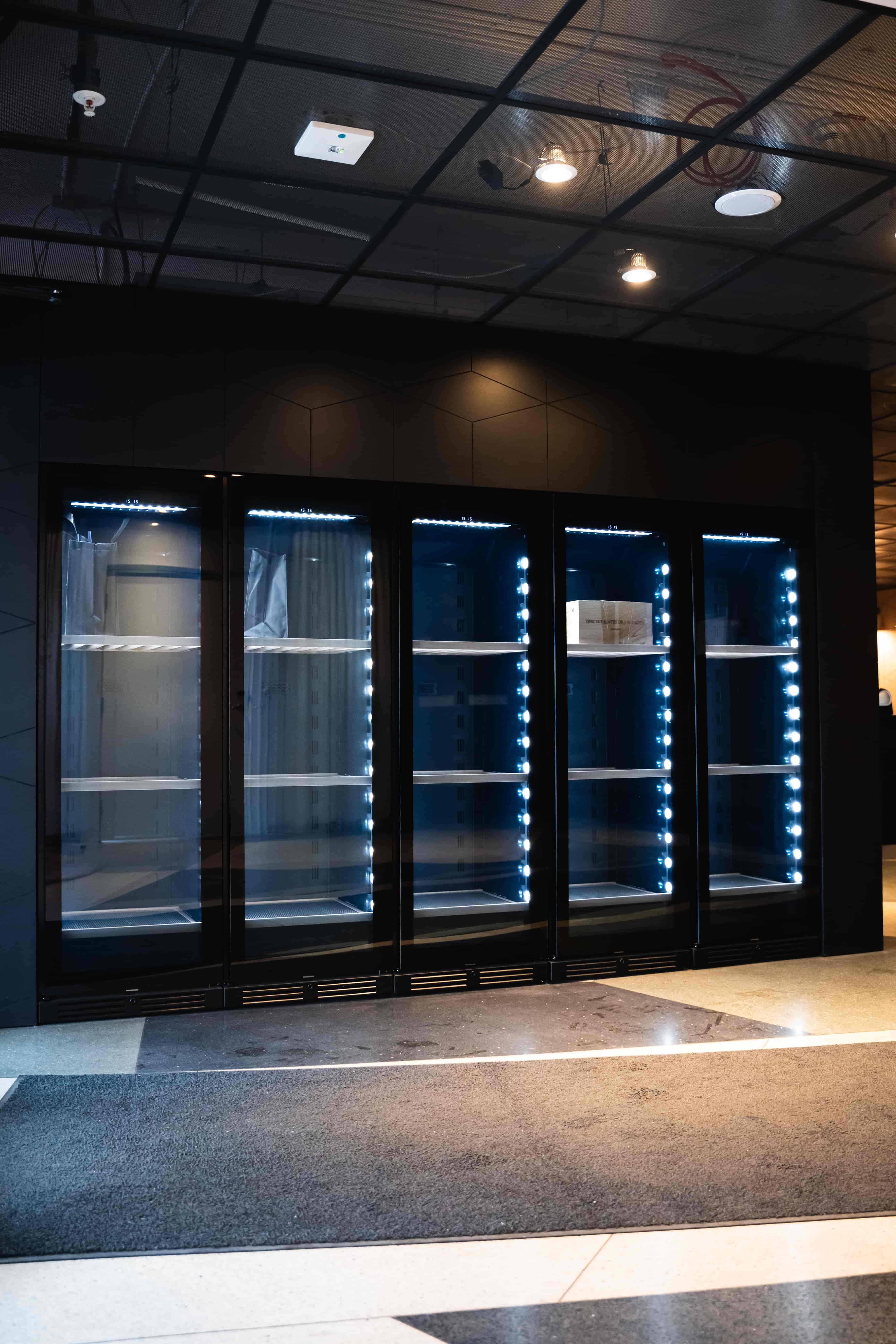 Demo - Designline 180, Dubbelzon, Svart